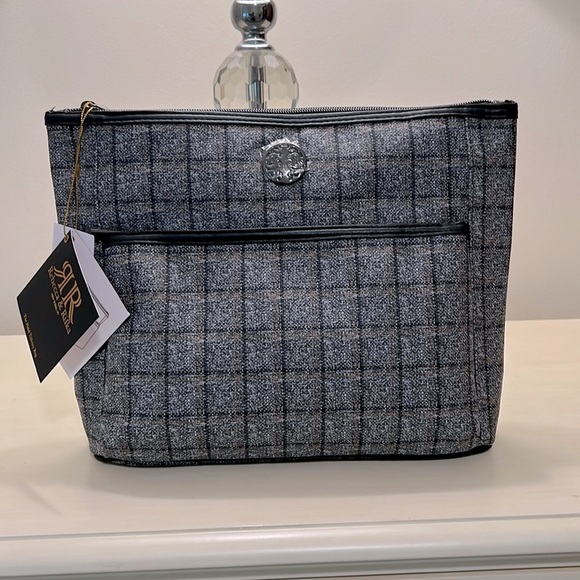 Rebecca & Rifka Handbags - NWT: Plaid Toiletries Bag